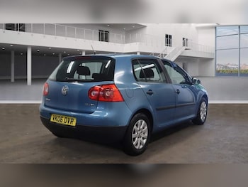 Used Volkswagen Golf 2006 for sale - 76036104: Photo