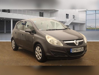 Vauxhall - Corsa