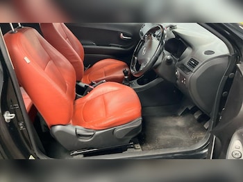 Used Kia Picanto 2013 for sale - 76036108: Photo