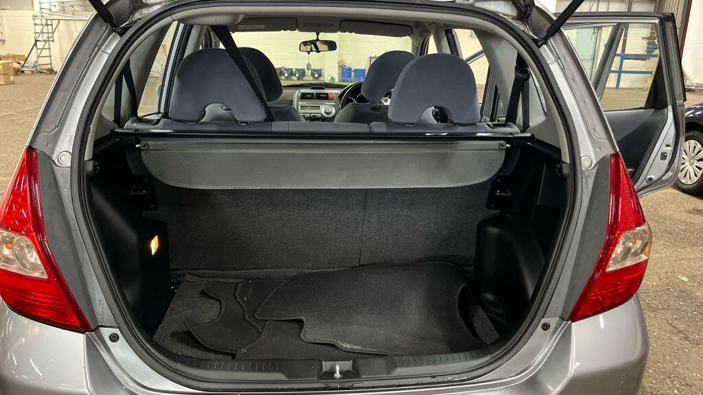 Used Honda Jazz 2007 for sale - 76381362: Photo 7