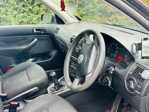 Used Volkswagen Golf 2004 for sale - 76282770: Photo 12
