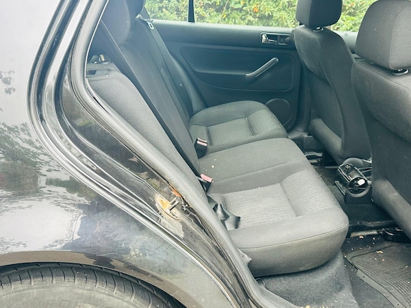 Used Volkswagen Golf 2004 for sale - 76282770: Photo 13