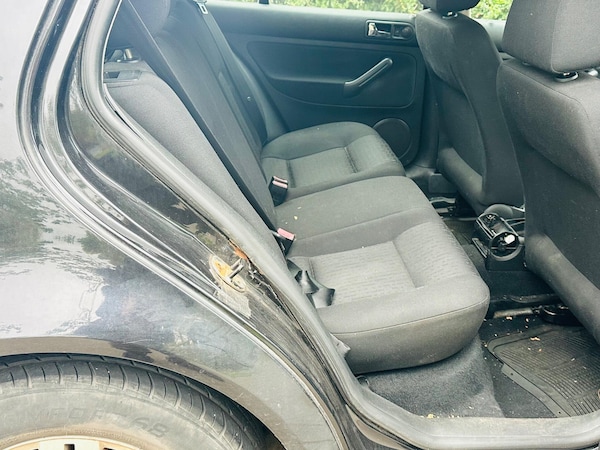 Used Volkswagen Golf 2004 for sale - 76282770: Photo 14