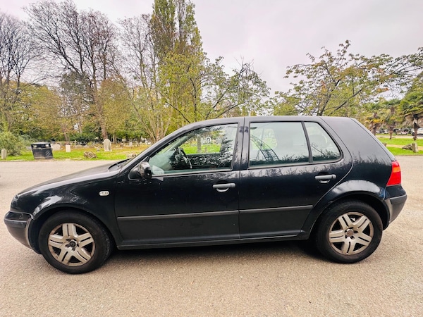 Used Volkswagen Golf 2004 for sale - 76282770: Photo 6