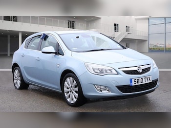 Vauxhall - Astra