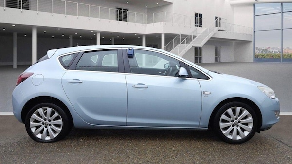 Used Vauxhall Astra 2010 for sale - 76295848: Photo 5