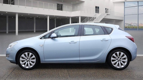 Used Vauxhall Astra 2010 for sale - 76295848: Photo 6