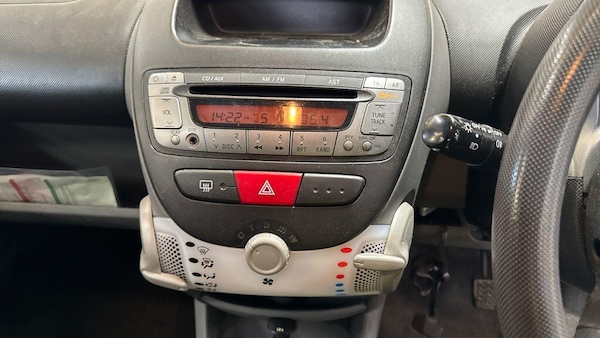 Used Peugeot 107 2009 for sale - 76227058: Photo 11