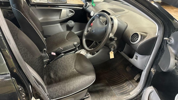 Used Peugeot 107 2009 for sale - 76227058: Photo 9
