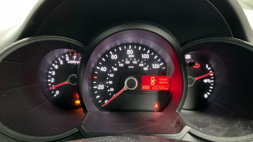 Used Kia Picanto 2013 for sale - 76227824: Photo 10