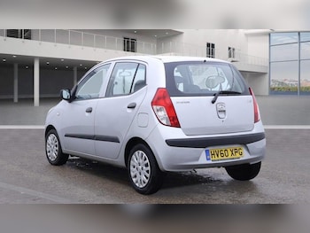Used Hyundai i10 2010 for sale - 76108358: Photo 3