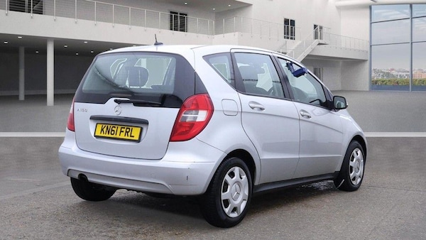 Used Mercedes-Benz A-Class 2011 for sale - 76227057: Photo 4