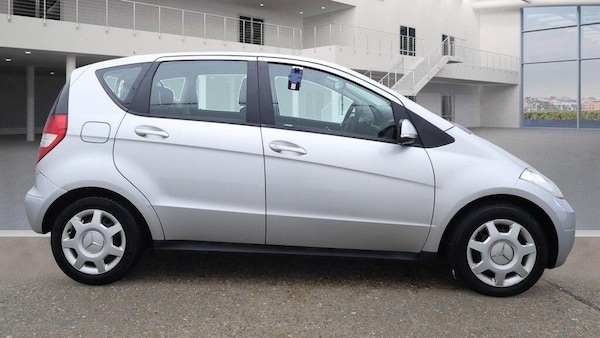 Used Mercedes-Benz A-Class 2011 for sale - 76227057: Photo 5