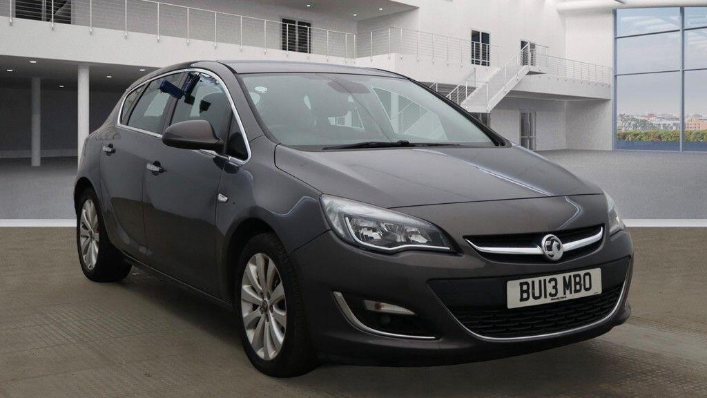 Used Vauxhall Astra for sale - 76473780: Photo 1