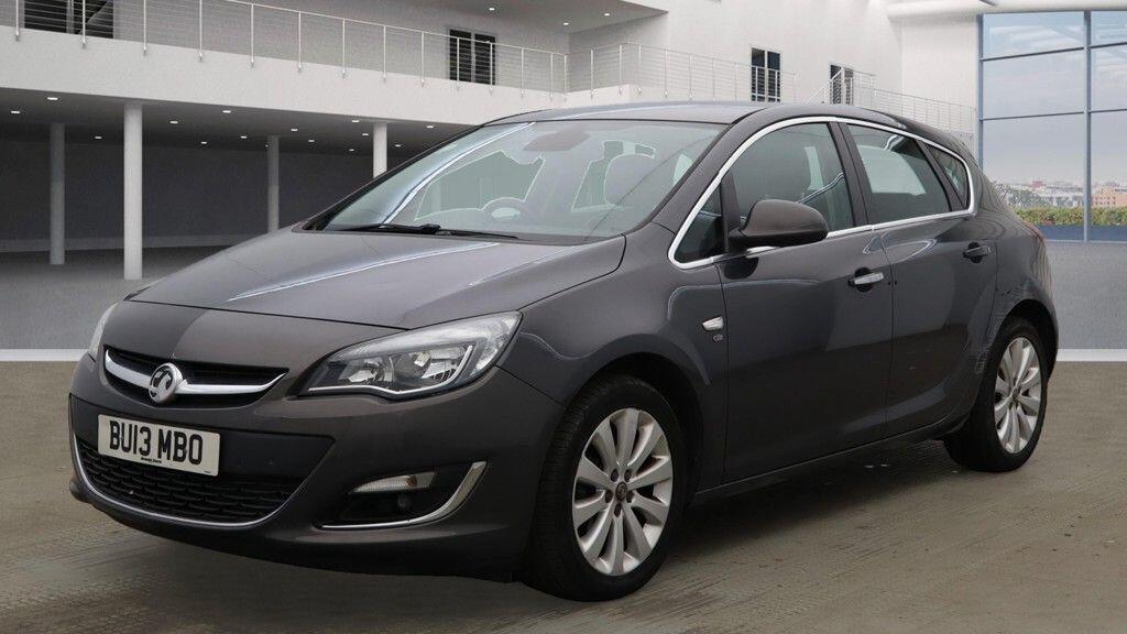 Used Vauxhall Astra for sale - 76473780: Photo 2