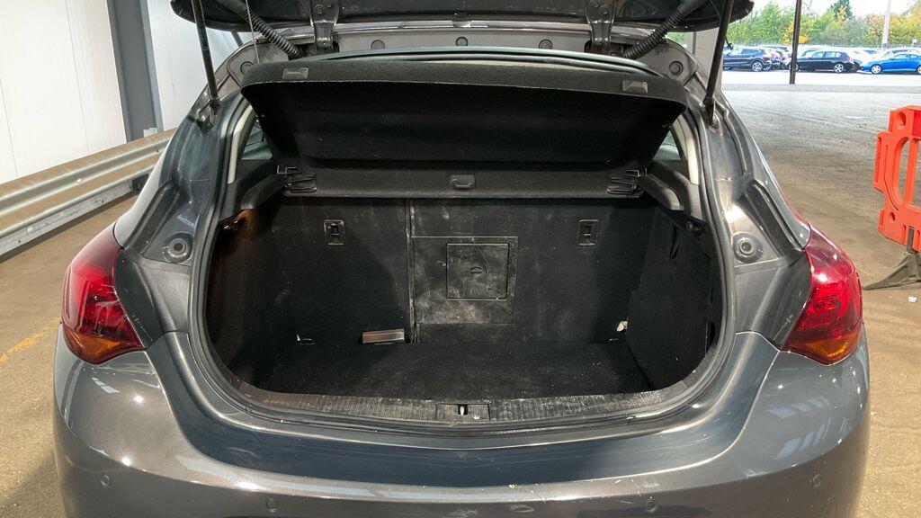 Used Vauxhall Astra for sale - 76473780: Photo 7
