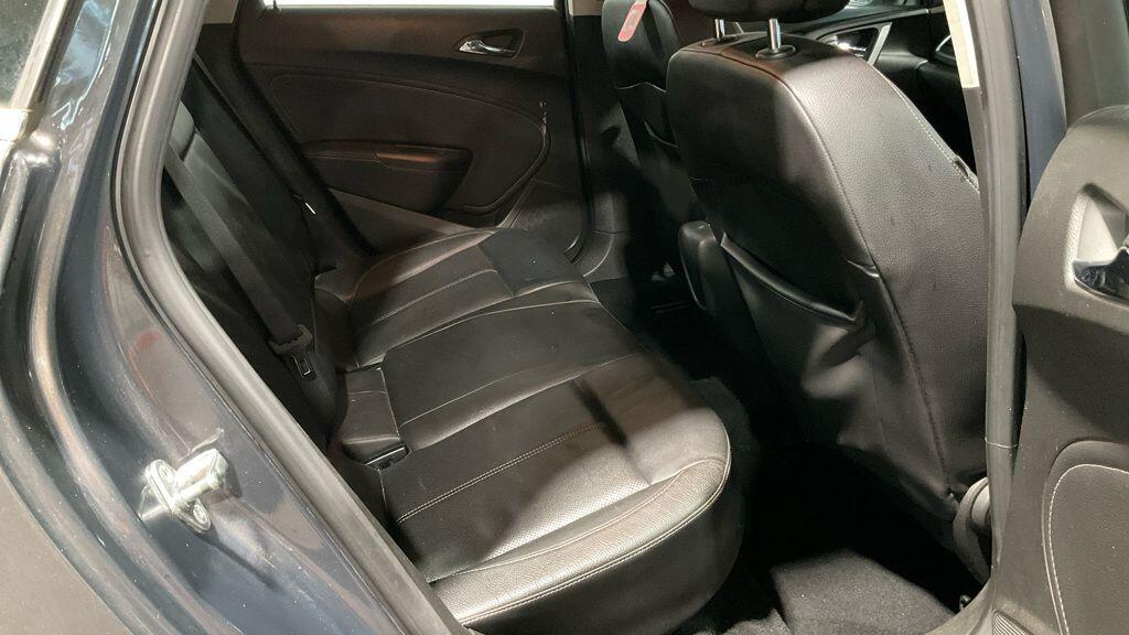 Used Vauxhall Astra for sale - 76473780: Photo 8