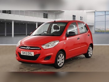 Used Hyundai i10 2013 for sale - 76136558: Photo