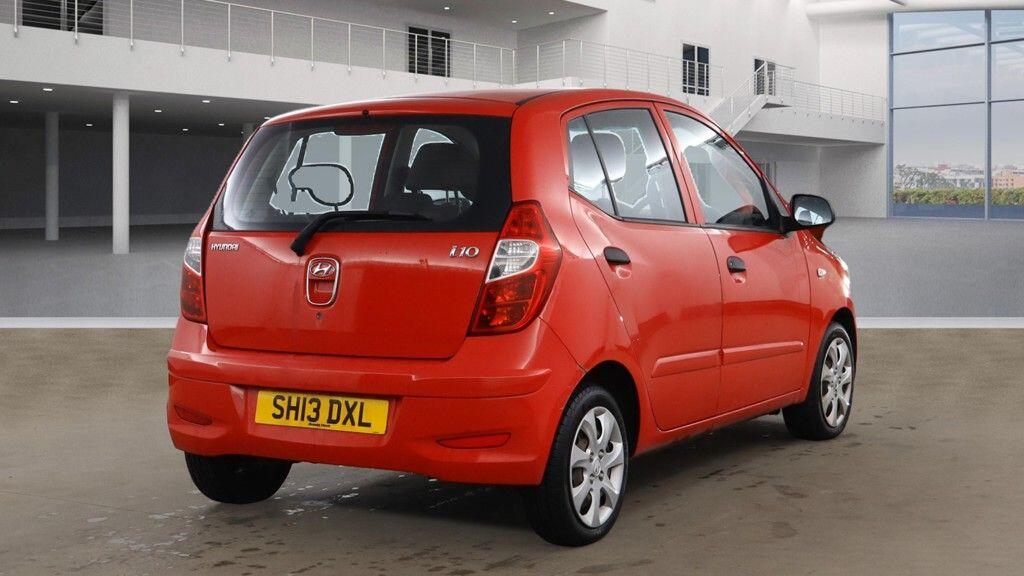 Used Hyundai i10 2013 for sale - 76136558: Photo 4