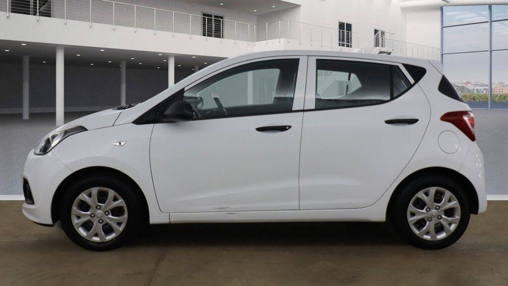 Used Hyundai i10 2015 for sale - 76850142: Photo 6
