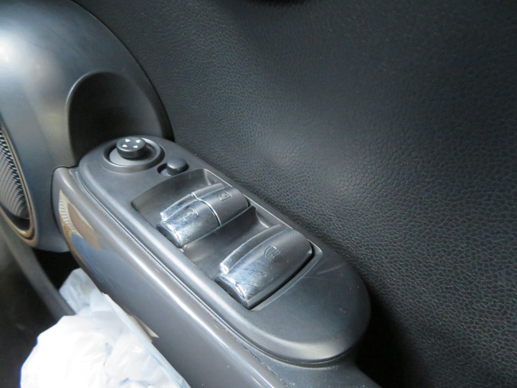 Used MINI Convertible 2018 for sale - 77192959: Photo 35