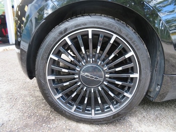 Used Fiat 500e 2023 for sale - 78850403: Photo
