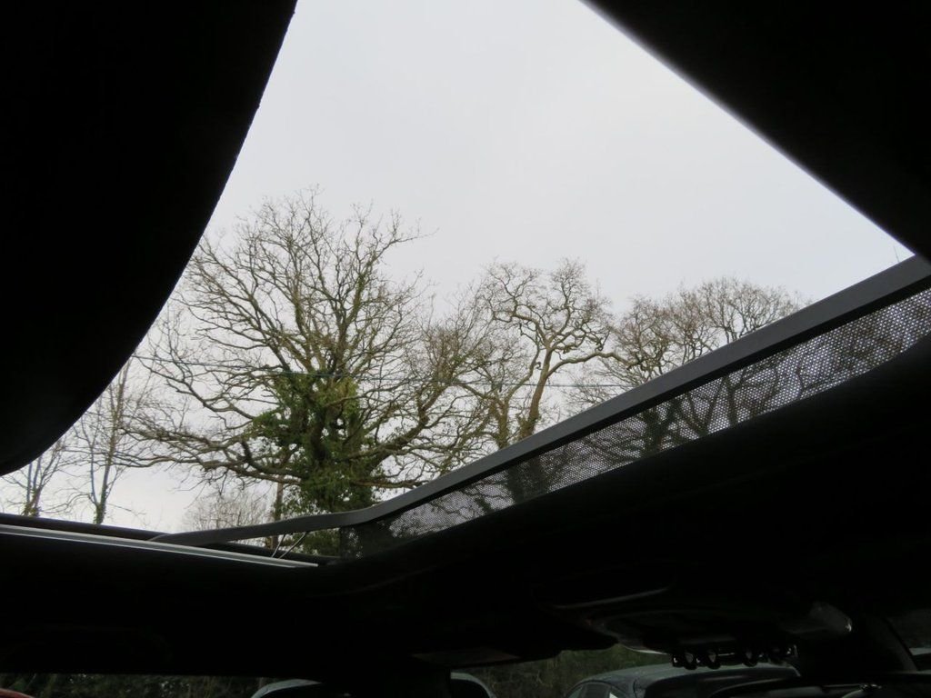 Used MINI Electric Hatch 2020 for sale - 77734495: Photo 2