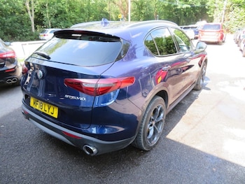 Used Alfa Romeo Stelvio 2018 for sale - 76105426: Photo 4