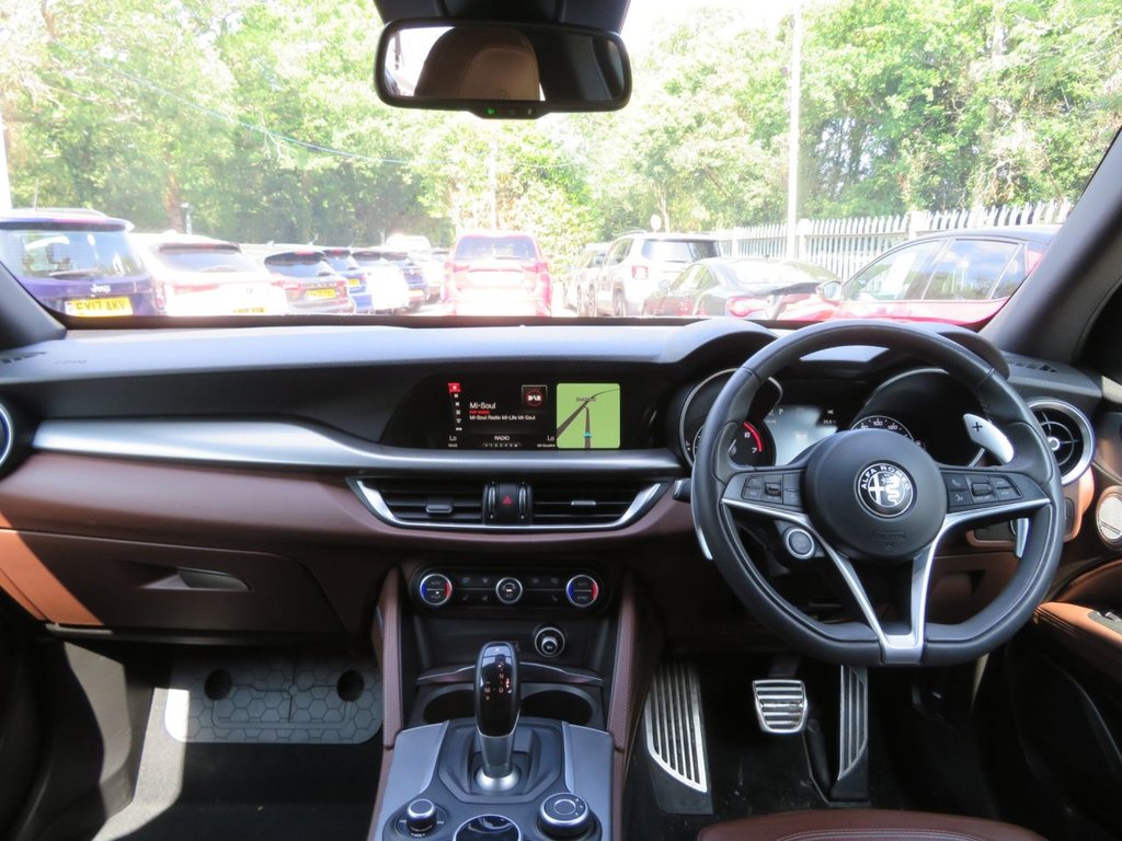 Used Alfa Romeo Stelvio 2018 for sale - 76105426: Photo 8