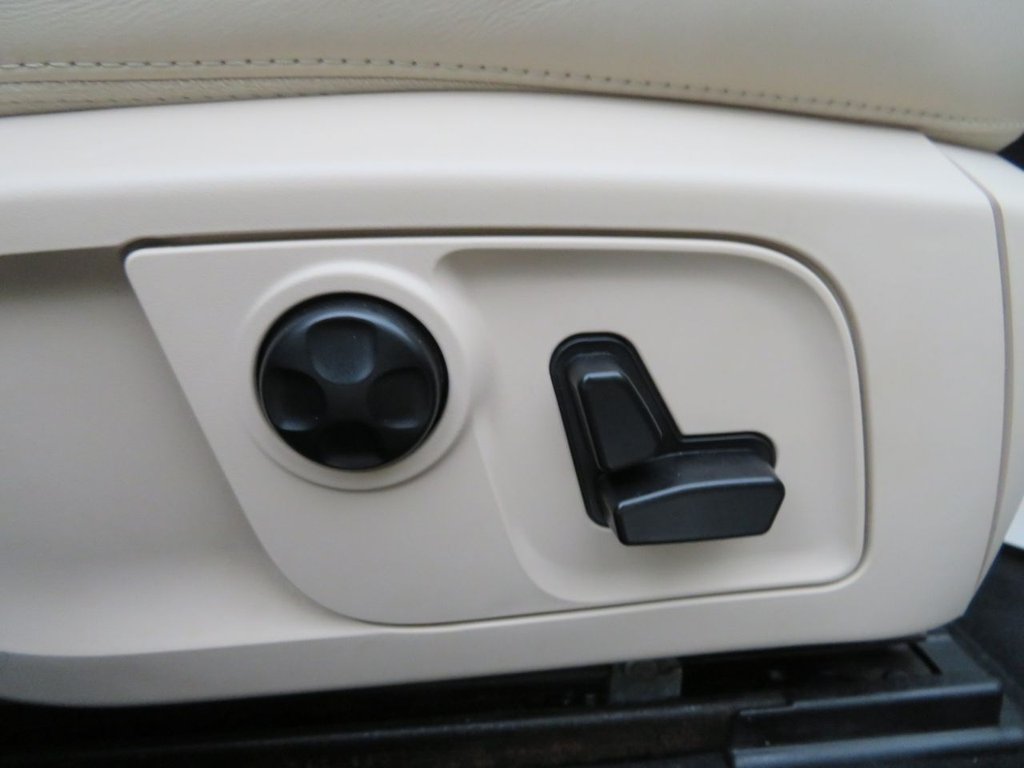 Used Maserati Levante 2018 for sale - 77192952: Photo 26