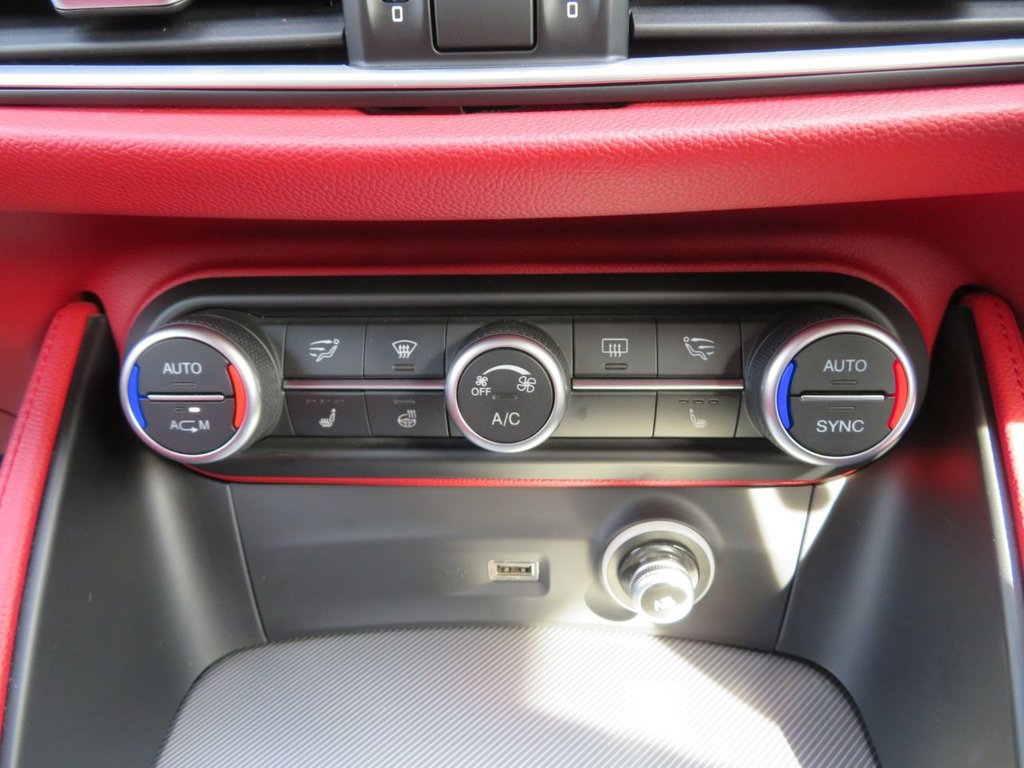 Used Alfa Romeo Stelvio 2017 for sale - 77667478: Photo 23