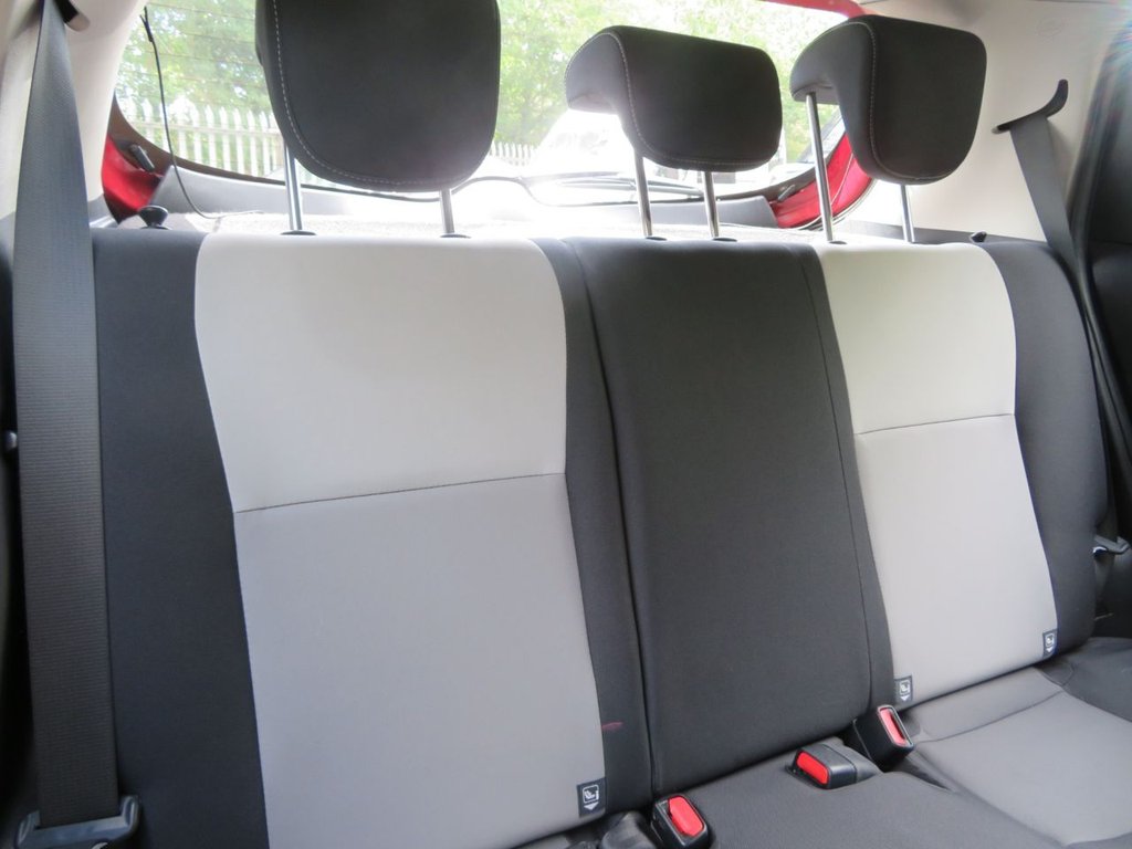 Used Toyota Yaris 2019 for sale - 77192930: Photo 33