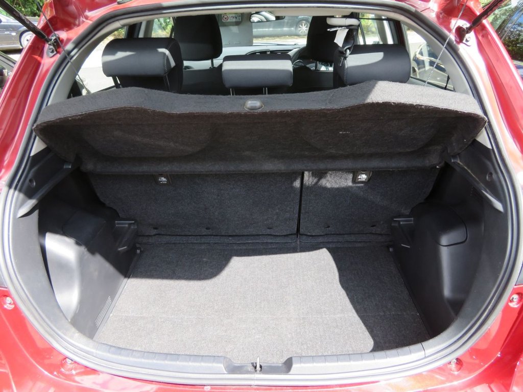 Used Toyota Yaris 2019 for sale - 77192930: Photo 34