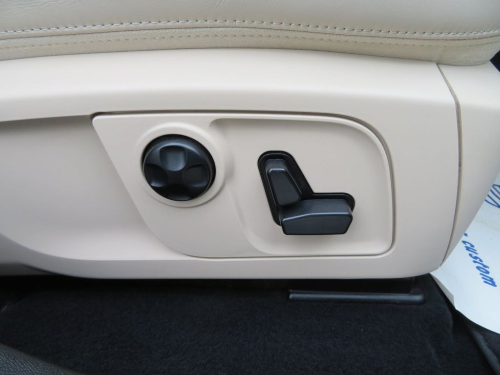 Used Maserati Levante 2017 for sale - 77192964: Photo 26