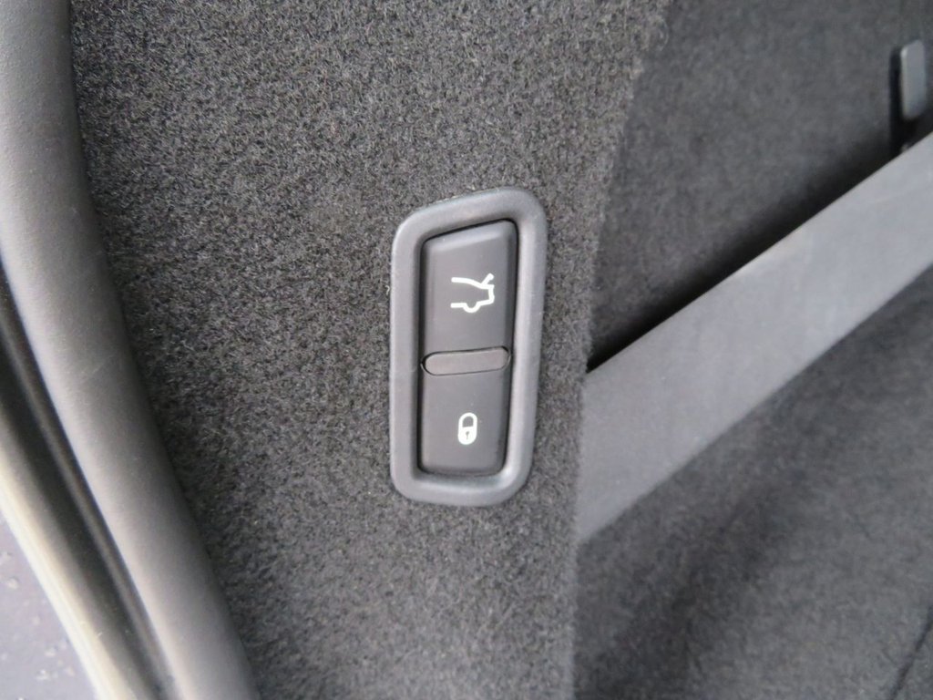 Used Maserati Levante 2017 for sale - 77192964: Photo 43