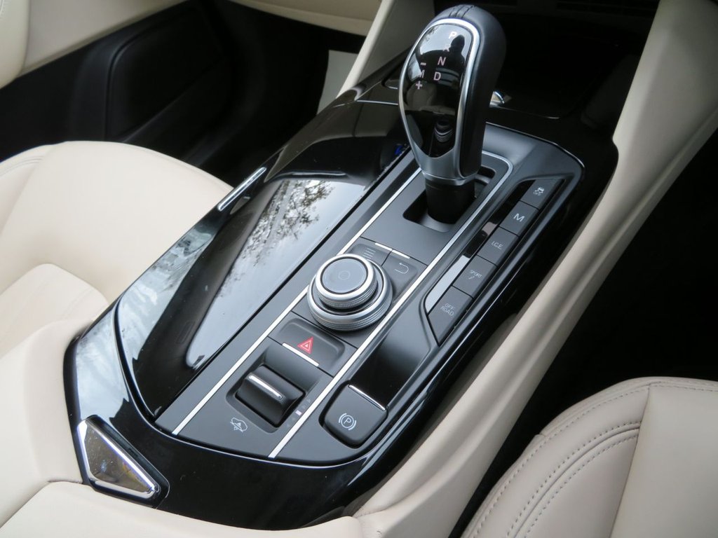 Used Maserati Levante 2017 for sale - 77192964: Photo 48