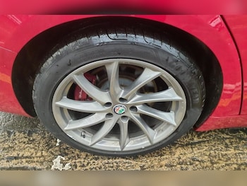 Used Alfa Romeo Giulia 2017 for sale - 77806557: Photo