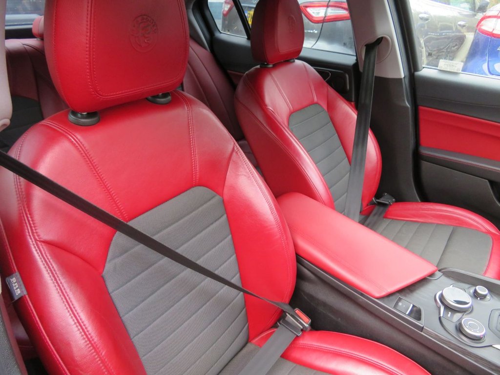 Used Alfa Romeo Giulia 2017 for sale - 77263318: Photo 10