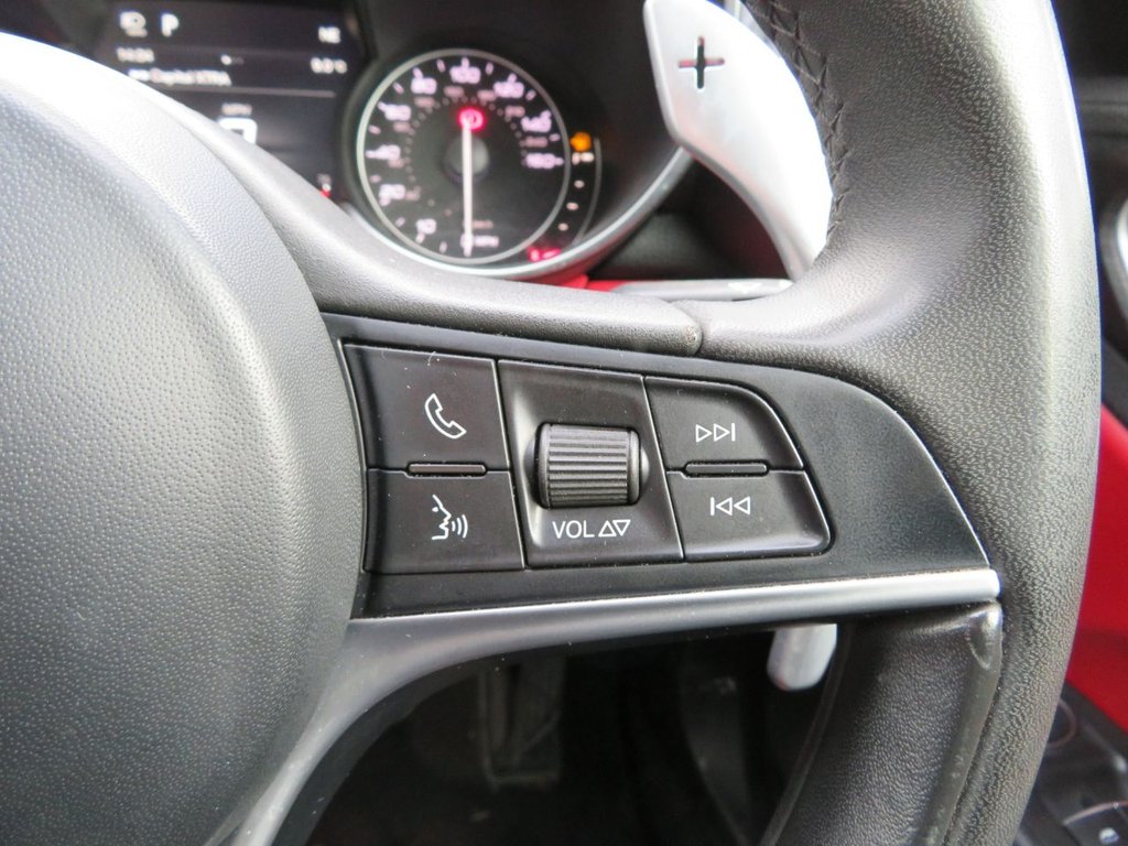 Used Alfa Romeo Giulia 2017 for sale - 77263318: Photo 14