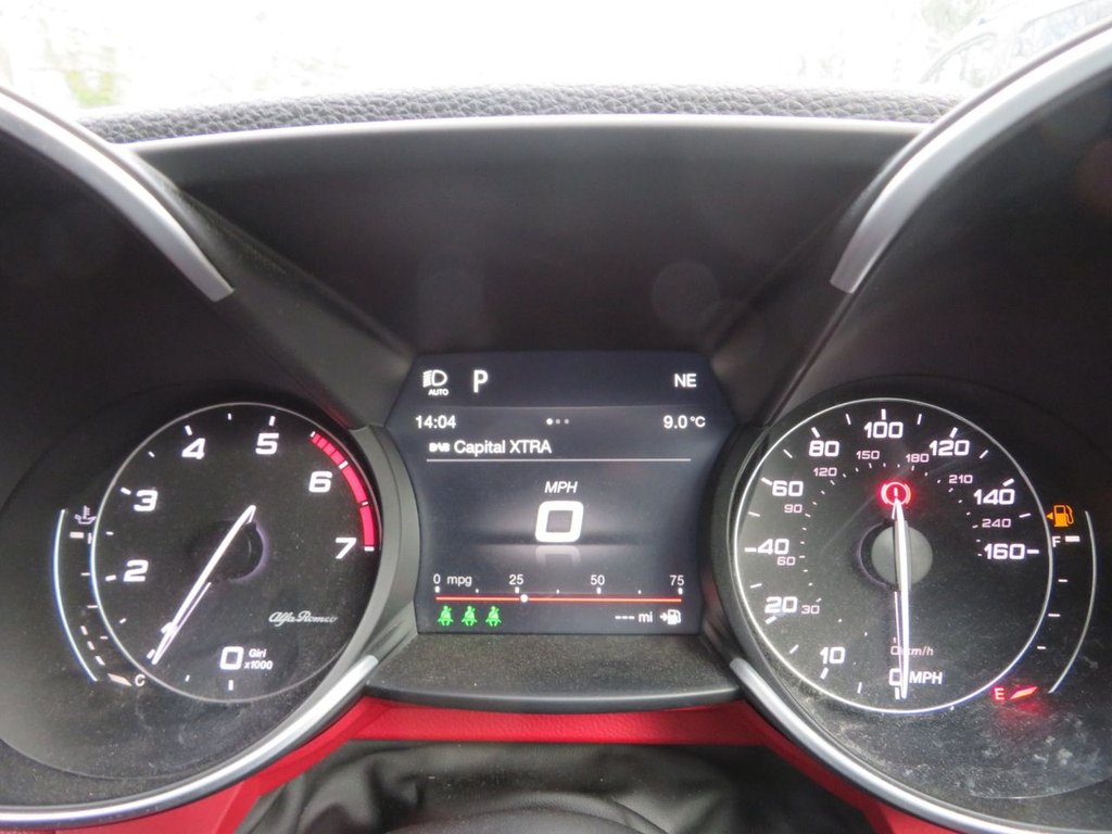 Used Alfa Romeo Giulia 2017 for sale - 77263318: Photo 25