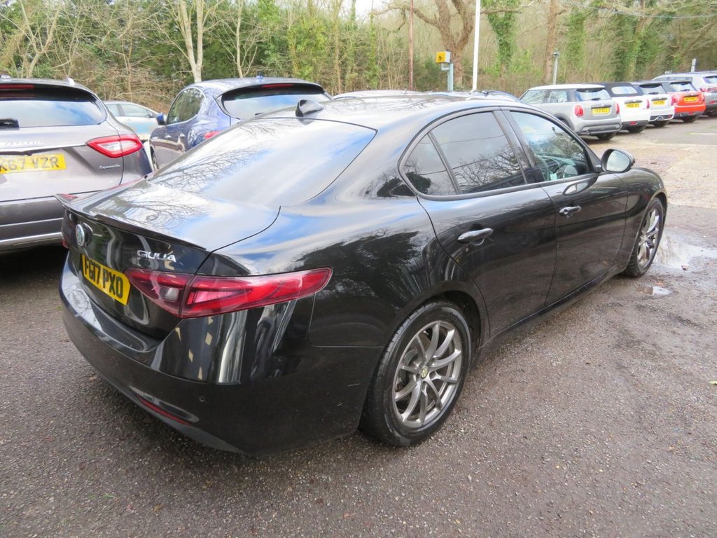 Used Alfa Romeo Giulia 2017 for sale - 77263318: Photo 3