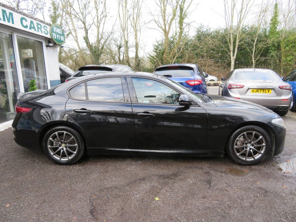 Used Alfa Romeo Giulia 2017 for sale - 77263318: Photo 8