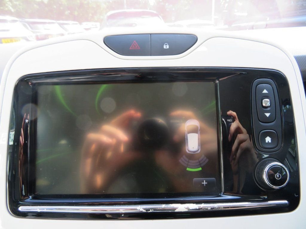 Used Renault Zoe 2015 for sale - 77521239: Photo 17