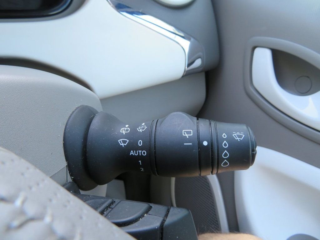 Used Renault Zoe 2015 for sale - 77521239: Photo 26