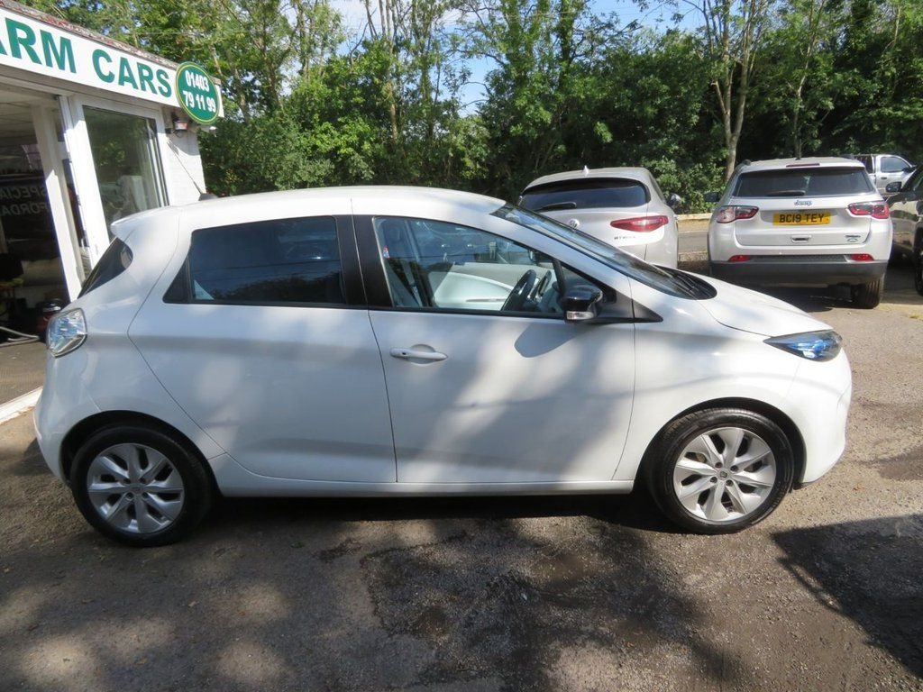 Used Renault Zoe 2015 for sale - 77521239: Photo 8