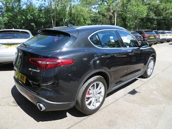 Used Alfa Romeo Stelvio 2018 for sale - 79089335: Photo