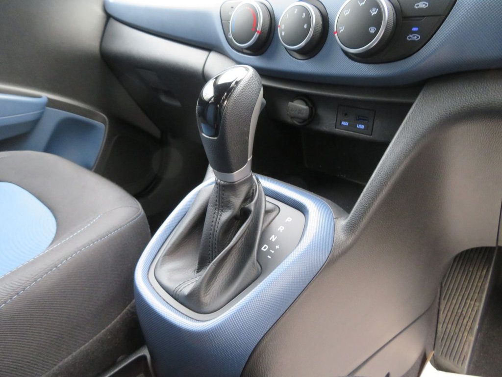 Used Hyundai i10 2015 for sale - 77407621: Photo 3