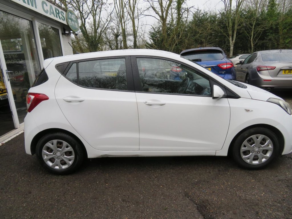 Used Hyundai i10 2015 for sale - 77407621: Photo 9