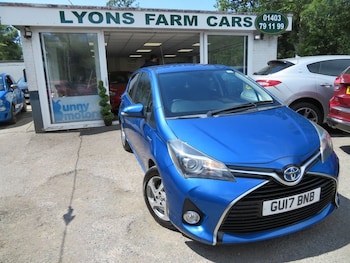 Used Toyota Yaris 2017 for sale - 79120865: Photo