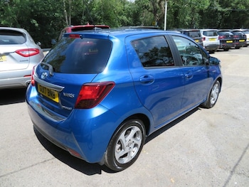 Used Toyota Yaris 2017 for sale - 79120865: Photo